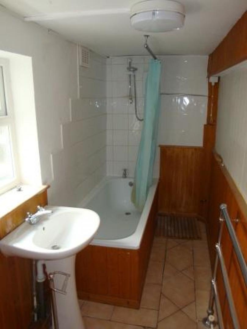 			NEW INSTRUCTION, 1 Bedroom, 1 bath, 1 reception Flat			 Hillfield Road, WEST HAMPSTEAD